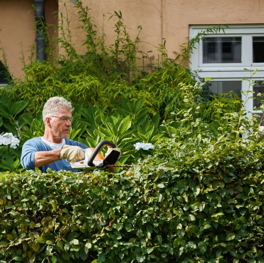 Stihl HSA 45 Cordless Hedge Trimmer - Image 3