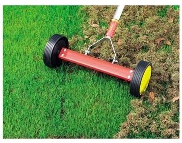 Wolf-Garten Wolf Garten 30cm Roller Moss Removal Rake - Image 2