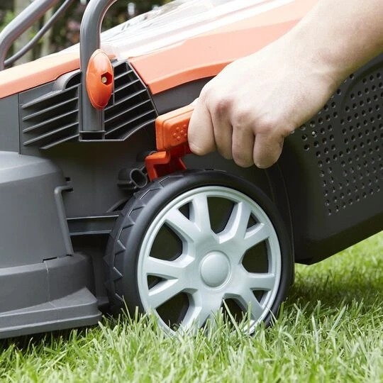 Flymo Speedi-Mo 360VC Lawnmower - Image 4