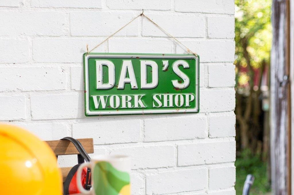 La Hacienda Dad's Workshop Embossed Metal Sign - Image 2